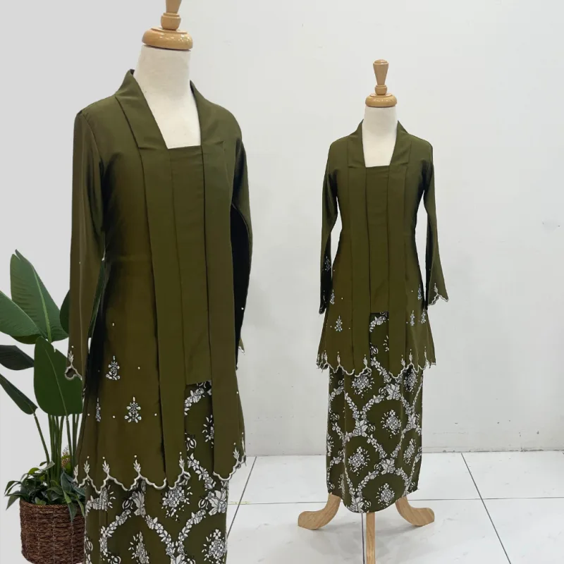 Set Family Kebarung Sarra In Olive Green By Moff2U thumbnail 2