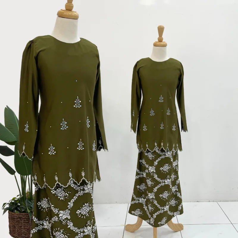 Set Family Kurung Sarra In Olive Green By Moff2U I Kurung Moden I Raya 2026 thumbnail 4