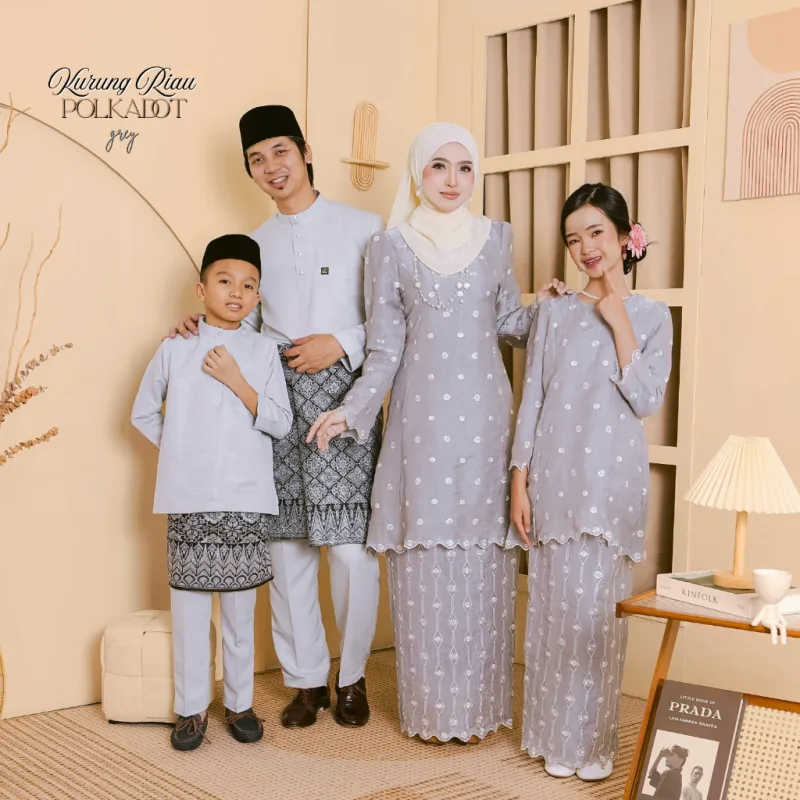 NEW COLLECTION RAYA I SET FAMILY RIAU POLKADOT IN SILVER BY MOFF