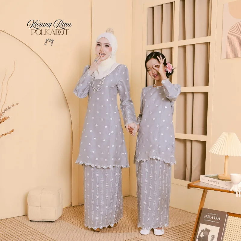 NEW COLLECTION RAYA I SET FAMILY RIAU POLKADOT IN SILVER BY MOFF thumbnail 4