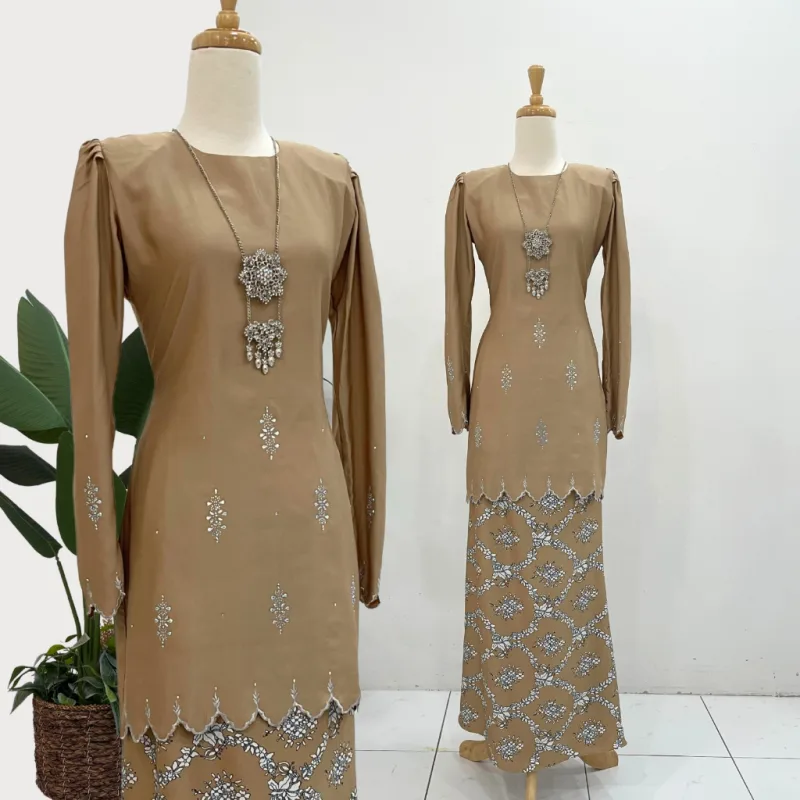 Set Family Kurung Sarra In Mocha By Moff2U I Kurung Moden I Raya 2026 thumbnail 3
