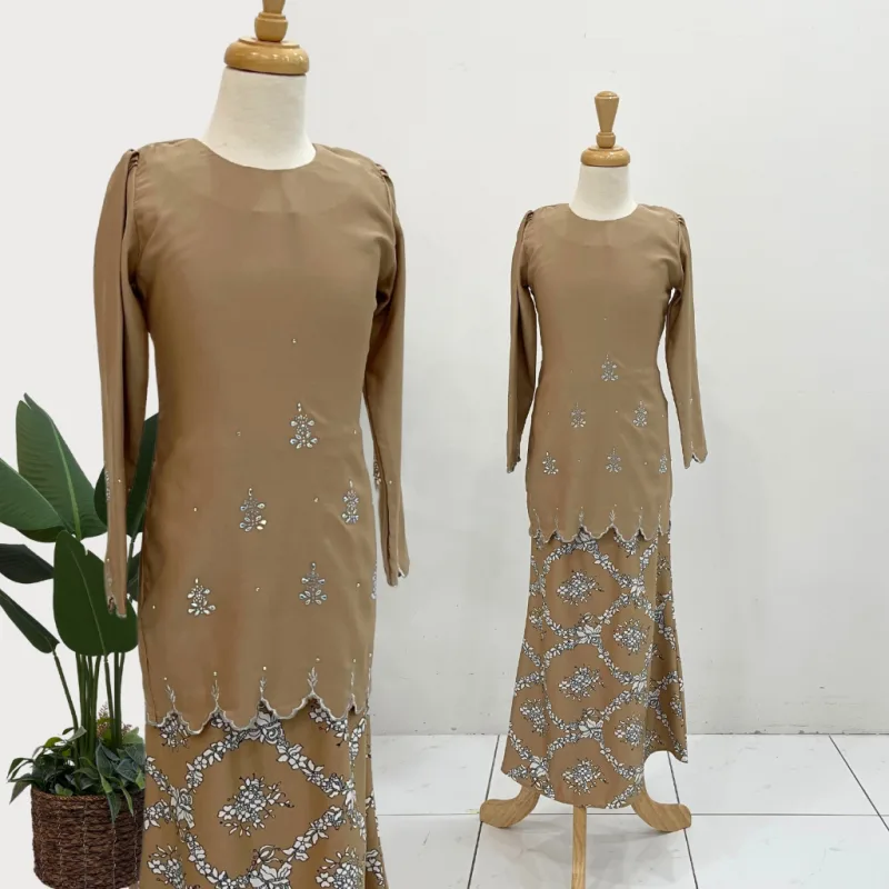 Set Family Kurung Sarra In Mocha By Moff2U I Kurung Moden I Raya 2026 thumbnail 2
