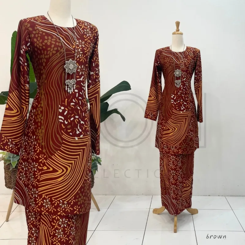Kurung Batik Arunika IN 5 Colour I Baju Batik I Batik Malaysia by MOff2U thumbnail 4