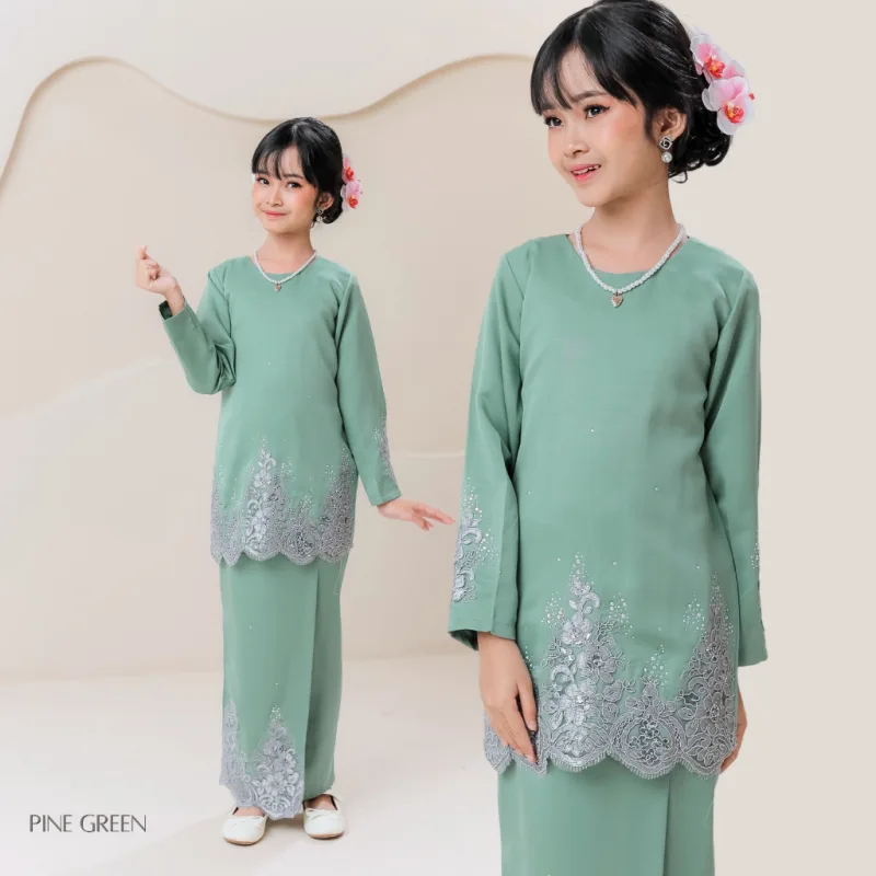 Set Family KURUNG MODEN DAMARA IN PINE GREEN I KURUNG Moden I Ayah Anak I Ibu I Moden I Set Family By Moff2u thumbnail 4