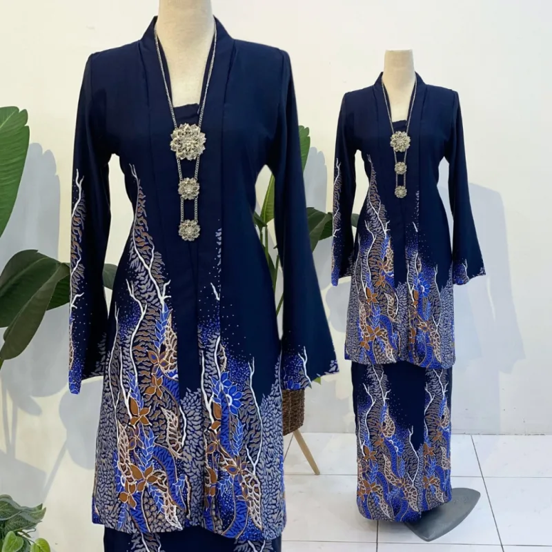 New Design Kebarung Batik Maulana In 5 colour I Batik Malaysia I Batik I Kebarung By Moff Collection thumbnail 5