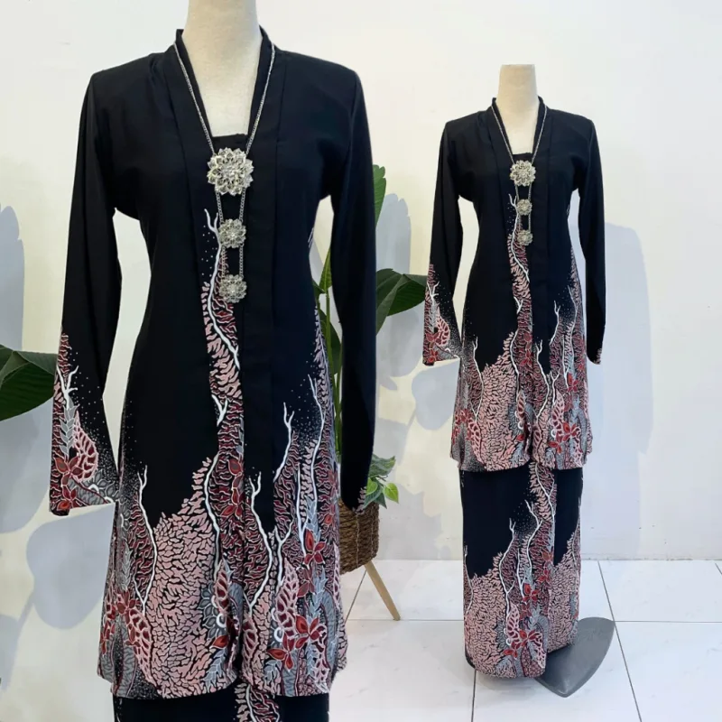 New Design Kebarung Batik Maulana In 5 colour I Batik Malaysia I Batik I Kebarung By Moff Collection thumbnail 2
