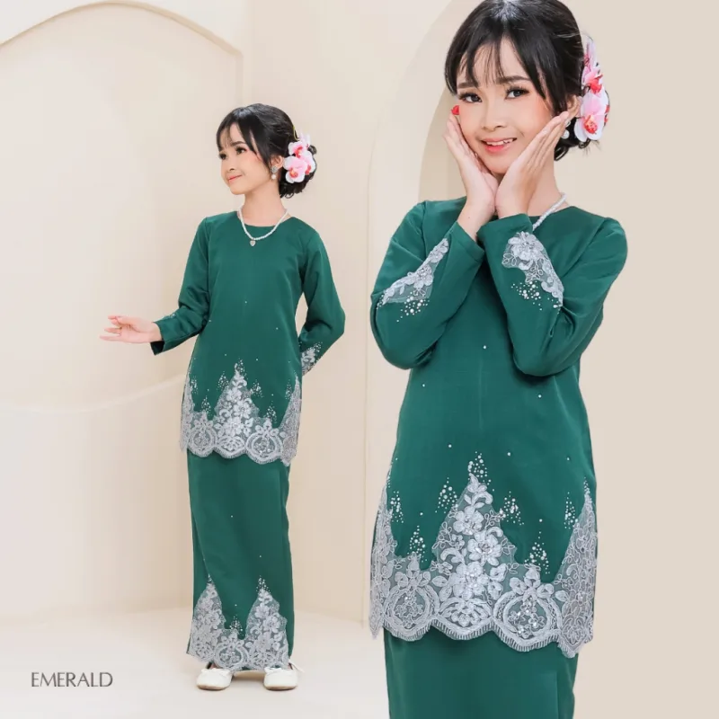 Set Family KURUNG MODEN DAMARA IN EMERALD GREEN I KURUNG Moden I Ayah Anak I Ibu I Moden I Set Family By Moff2u thumbnail 4