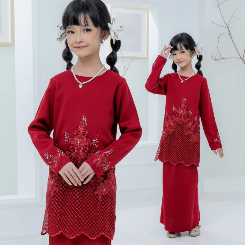 Set Family Belvana In Maroon I Kurung Moden I Set Family I Raya 2026 By Moff Collection thumbnail 3