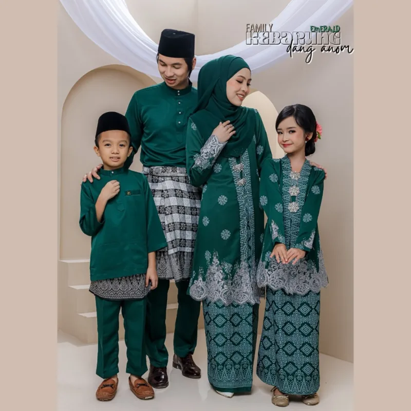 Set Family Kebarung Dang Anom In Emerald Green I Set Family I Raya 2026 by Moff Collection