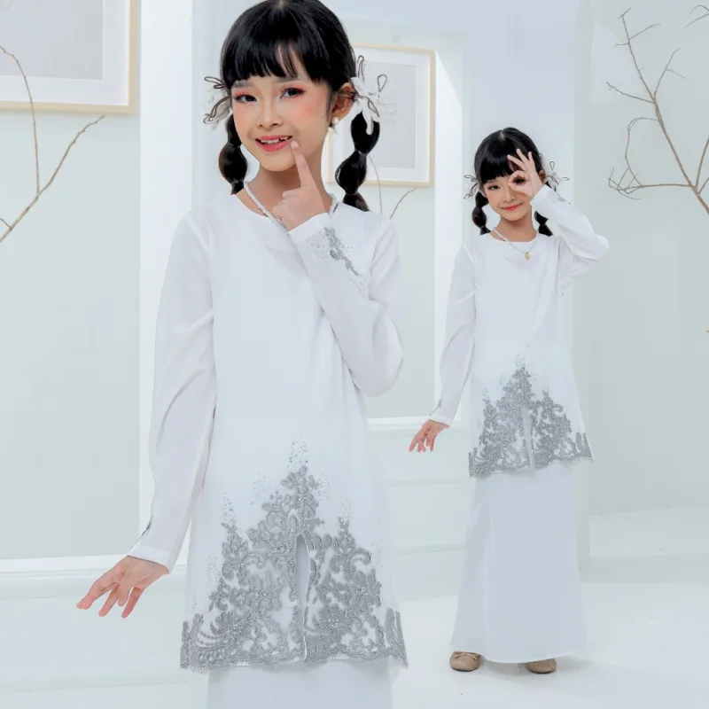 Set Family Hadeeqa In OFF WHITE SILVER I Kurung Moden I Set Family I Raya 2026 By Moff Collection thumbnail 3