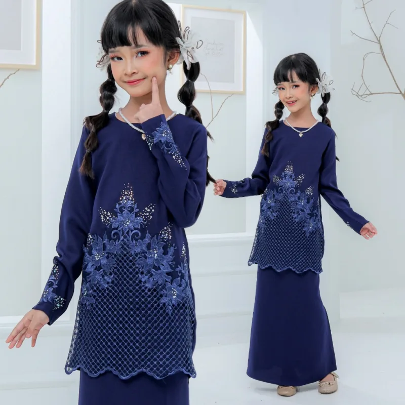 Set Family Belvana In Navy Blue I Kurung Moden I Set Family I Raya 2026 By Moff Collection thumbnail 3