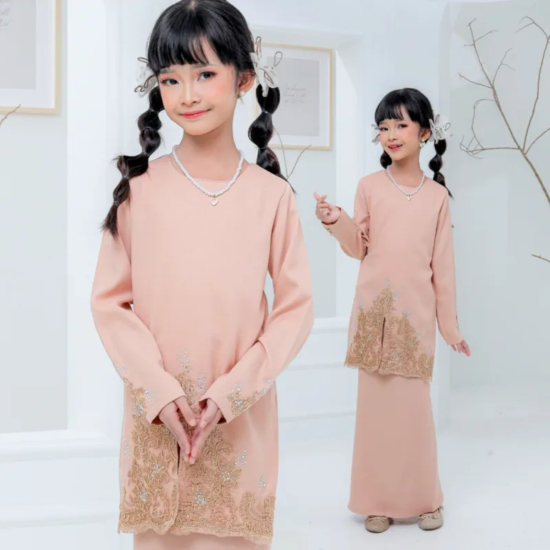 Set Family Hadeeqa In NUDE CHAMPAGNE I Kurung Moden I Set Family I Raya 2026 By Moff Collection thumbnail 3
