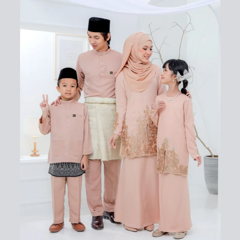 Set Family Hadeeqa In NUDE CHAMPAGNE I Kurung Moden I Set Family I Raya 2026 By Moff Collection