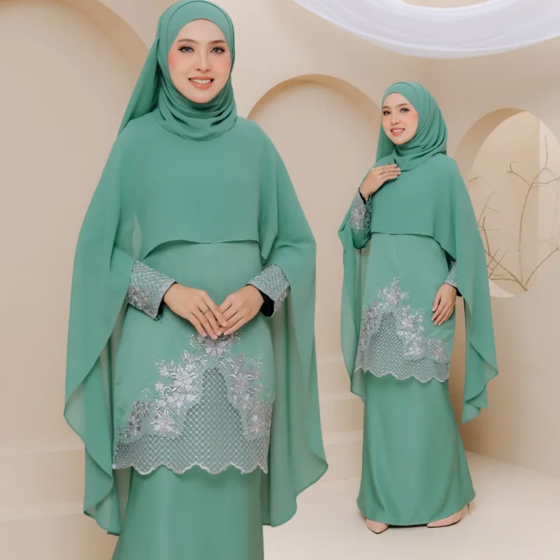 Set Family Belvana Cape In Pine Green I Kurung Moden I Set Family I Raya 2026 By Moff Collection thumbnail 3