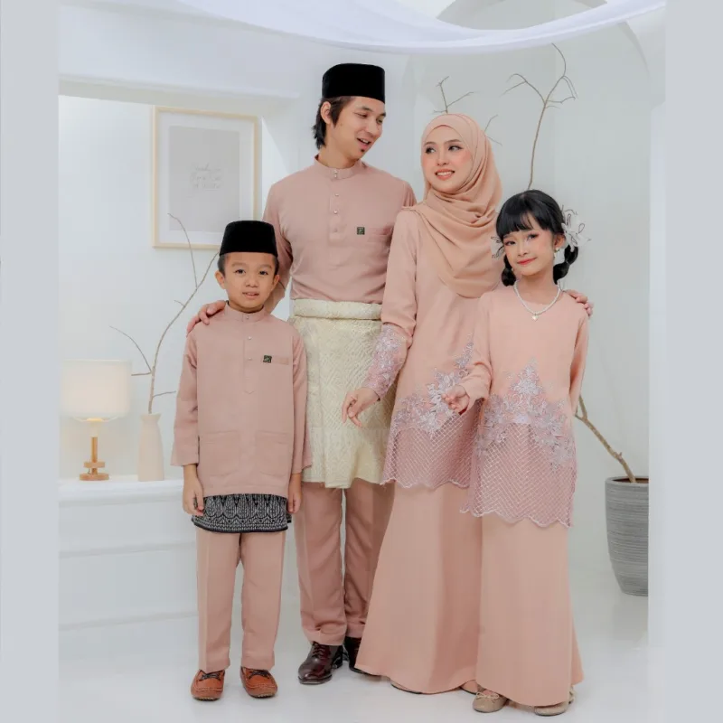 Set Family Belvana In Nude Champagne I Kurung Moden I Set Family I Raya 2026 By Moff Collection