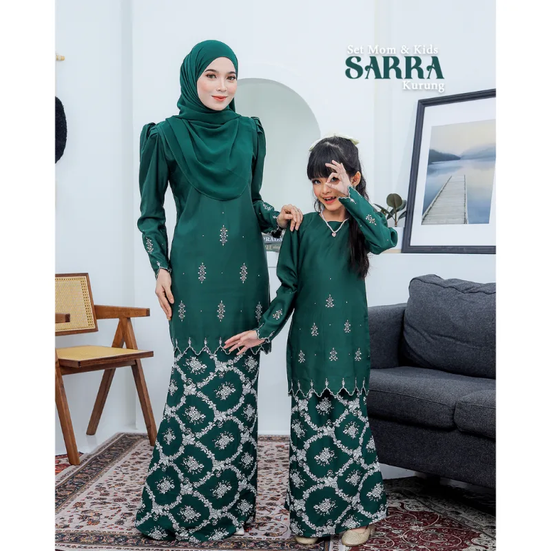 MOFF Set FAMILY BAJU KURUNG MODEN SARRA In EMERALD GREEN | Kurung Moden by Moff2U thumbnail 2