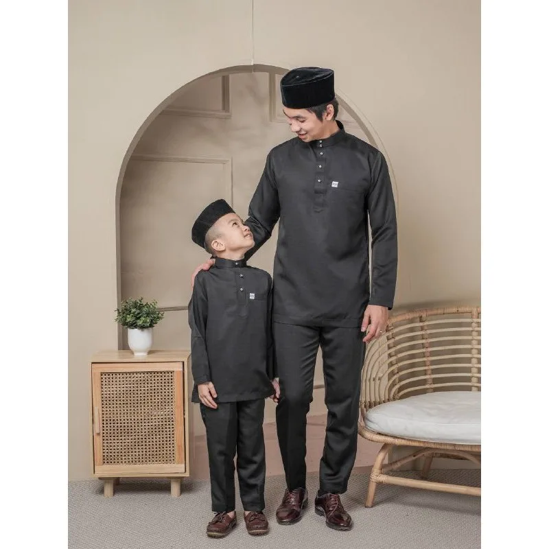 MOFF Baju Melayu Slim Fit | Sakura Slimfit In Black | Raya 2024 | BAJU MELAYU DEWASA | BAJU MELAYU BUDAK | BAJU RAYA thumbnail 3