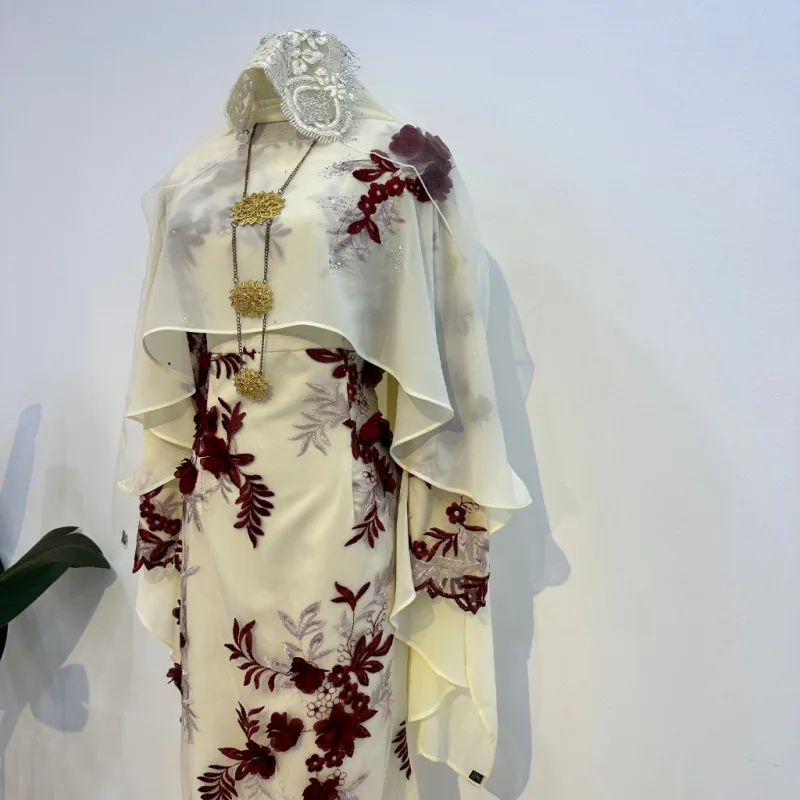 8 ITEM - 1 HARGA Bridal Set DRESS FEONI In CREAM RED | Nikah Kahwin |Tunang | BY MOFF2U thumbnail 3