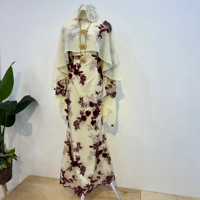 8 ITEM - 1 HARGA Bridal Set DRESS FEONI In CREAM RED | Nikah Kahwin |Tunang | BY MOFF2U thumbnail 2