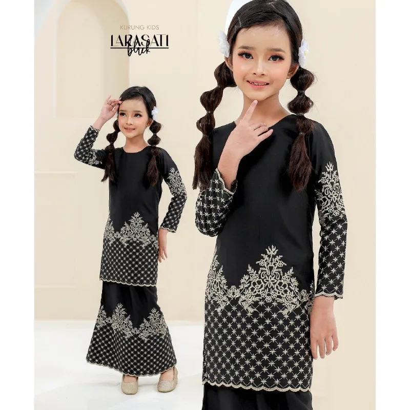SET FAMILY BAJU KURUNG LARASATI BAJU MELAYU WARNA BLACK RAYA 2023 | BAJU KURUNG BY MOFF2u thumbnail 2