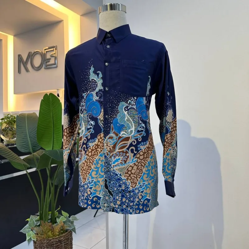 NEW DESIGN !!! KEMEJA CORAK BATIK WAJIDA | STOCK LIMIT | CORAK BATIK MALAYSIA | BATIK CANTIK thumbnail 5