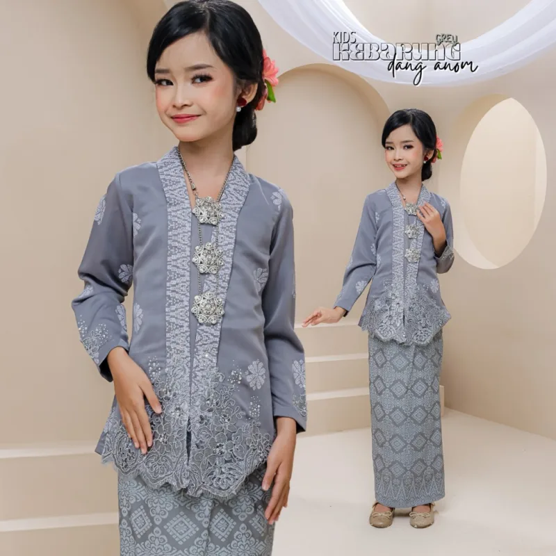 Set Family Kebarung Dang Anom In Grey I Set Family I Raya 2026 by Moff Collection thumbnail 3