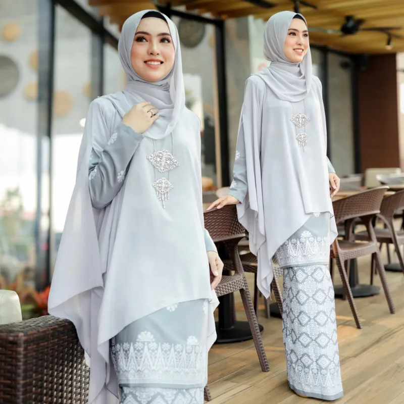 MOFF BAJU KURUNG Queen Kurung Moden with cape | Kurung Songket thumbnail 4